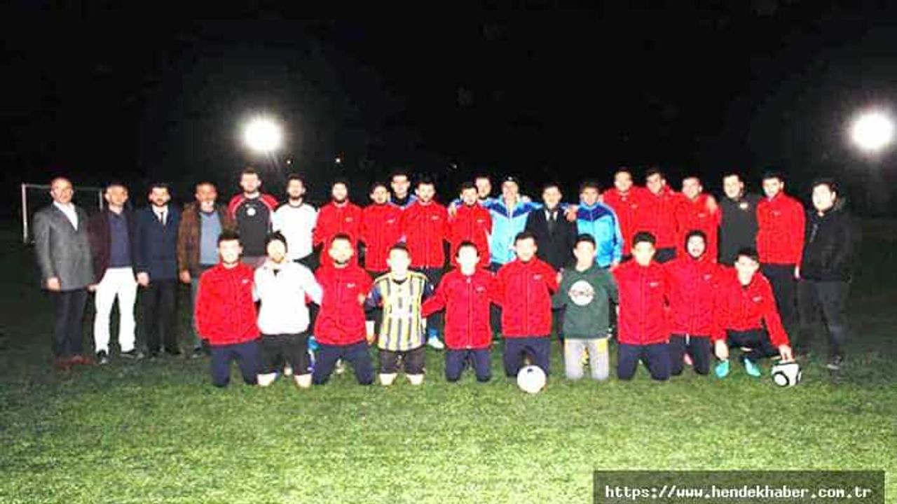 Sofu Seçim Çalışmalarında sporcuları ziyaret etti