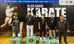 Hendek Karate Takımı İller Arası Karate Turnuvasından başarıyla döndü