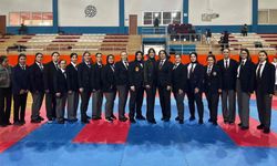 Sakaryalı hakemler Karate İl Müsabakaları’nda görev aldı