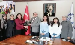 Hendek Müftülüğü KYK Öğrencilerine Gül Jest’i