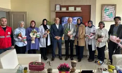 Hendek'te Eğitim Kurumlarına Öğretmenler günü ziyaretleri düzenlediler...