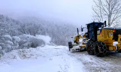 Hendek’in Kırsal Mahallelerinde Kar Mesaisi