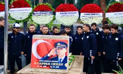 Hendekspor Şehit Ali Gaffar Okkan’ı kabri başında andı