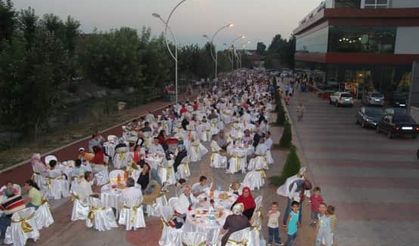 Hendek'te Başkan İNCİ'den Ak Partiye İftar