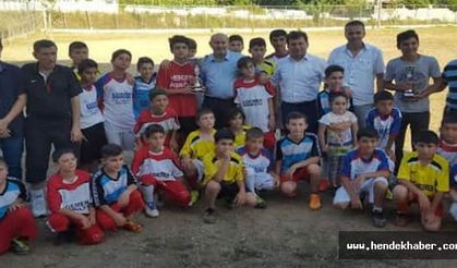 Dostluk Turnuvasında Kupa Hendek Boğazspor’un