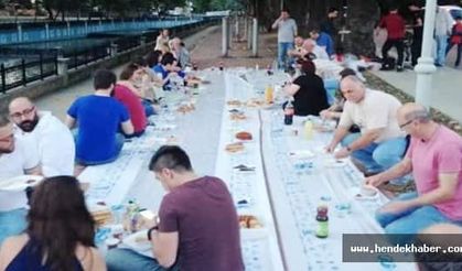 Hendek çayı kenarında iftar açtılar
