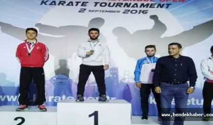 Ateş Şampiyon Oldu, Tosun Finalde