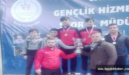 Hendek takım halinde birinci oldu