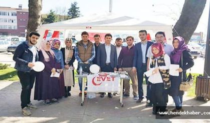 Ak Gençlik Hendekten Evet Çadırı