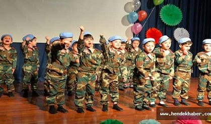Hendek'te Miniklerden Muhteşem Gösteriler