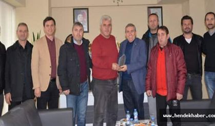 Güreş İhtisas Kulübü’nü ziyaret etti