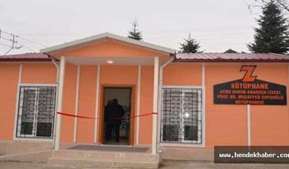 Z Kütüphanesi Hendek Atike Anadolu Lisesi’nde açıldı.