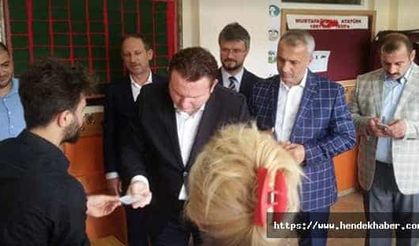 Levent Bülbül’de oyunu Hendek’te Kullandı