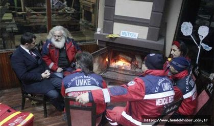 Hendek kampını ziyaret ederek yetkililerden bilgi aldı