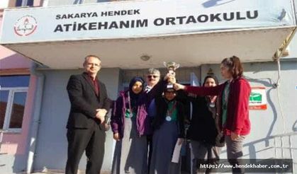 Hendek Atikehanım Ortaokulu’ndan Satrançta Büyük Başarı