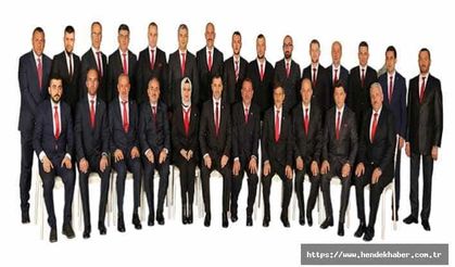 Hendek Cumhur İttifakı Adayı ve Meclis üyeleri objektifler karşısına geçti