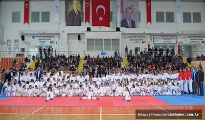 Hendek'te 250 Sporcu diploma alacak