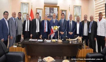 Amatör Spor Temsilcileri Hendek'te Babaoğlu'nu ziyaret etti.