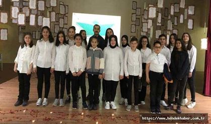 Hendek Şehit Mahmutbey'de şiir dinletisi