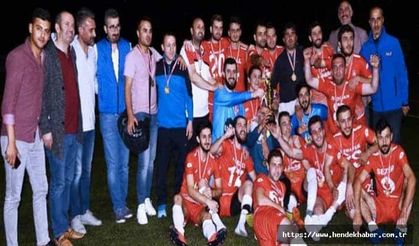 Hendek Yeni Mahalle spor birinci amatör lige yükseldi