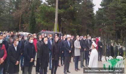 Eski Başkan Kamışoğlu Hendek'te son yolculuğuna uğurlandı