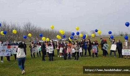 eTwinning projesi yapan eTwinner öğretmenler bir araya geldi.