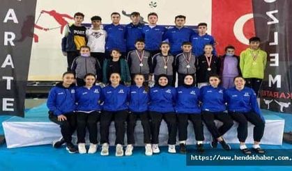 Hendek Karate Takımı 11 altın madalya aldı…