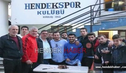 Genç Futbolcuya Tatlı Sürpriz