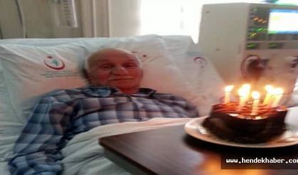 Hastane'de süpriz doğum günü