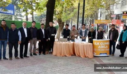 Hendek AK Gençlik Aşure Dağıttı