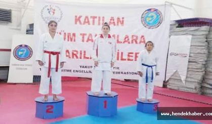 Hendek Belediyesi Karate Takımı Engel Tanımıyor