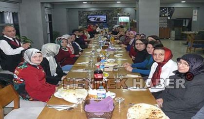 Hendek Halk Eğitim Merkezi’nden vefa yemeği