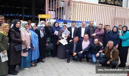 Hendek Salı Pazarında Aşure Dağıttılar