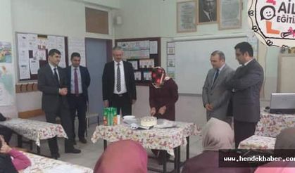Hendek Yeniyüzyıl'da Aile Eğitimleri sertifika töreni yapıldı