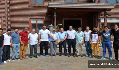 Hendek’e yağlı güreş kampı