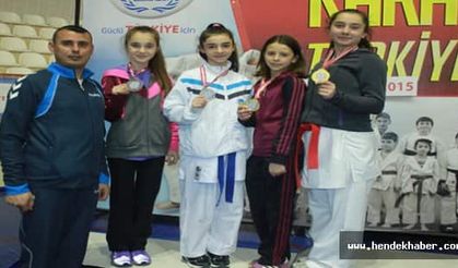 Hendek’in Karateci Yıldızları  Samsun’da Parladı
