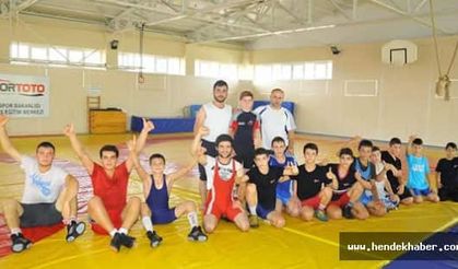 Hendekli güreşçiler Sivas’ta