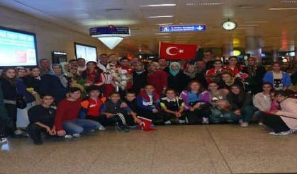 Hendekli Şampiyonlara görkemli karşılama