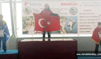 Hendekli Sporcu Beyza Duman Balkan Şampiyonu