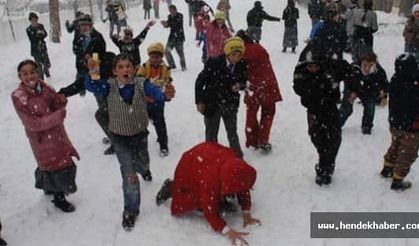 Hendek'te okullar tatil edildi