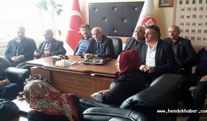 Kadın Kollarından Hendek Muhtarlar Derneğine Ziyaret