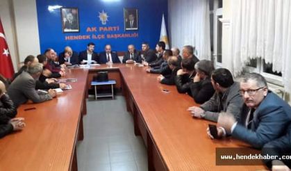 Kılıç Hendek İlçe Tekilatının toplantısına katıldı