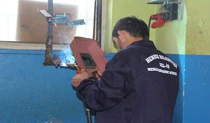Meslek kurslarına yoğun ilgi