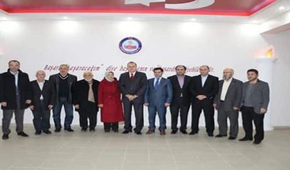 Sofu ve ekibi Kaymakam Ayhan'ı ziyaret etti