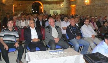 Tarihçi-Yazar Mustafa Turan; Memleketi  Sakarya da konferans verdi 