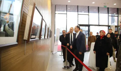 Gaffar Okkan resim sergisini gezdiler