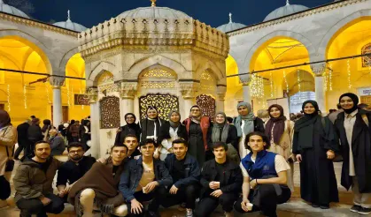 Ramazanı Üsküdar'da İftar Programıyla Taçlandırdılar