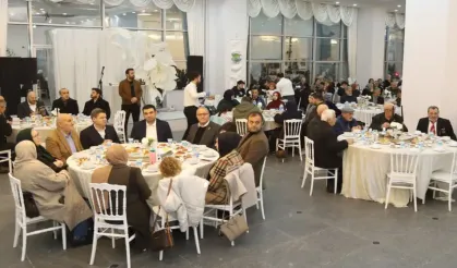 Hendek'te Yılın İlk İftarı Şehit Aileleri ve Gaziler Onuruna Verildi