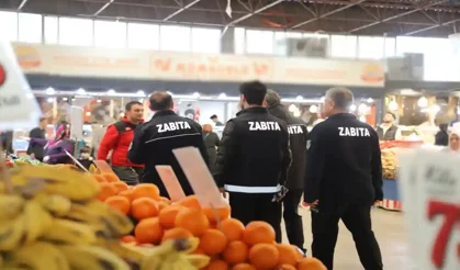 Hendek’te pazar yerinde denetimler sürüyor