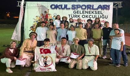 Hendek Anadolu İHL Okçulukta Türkiye Şampiyonu